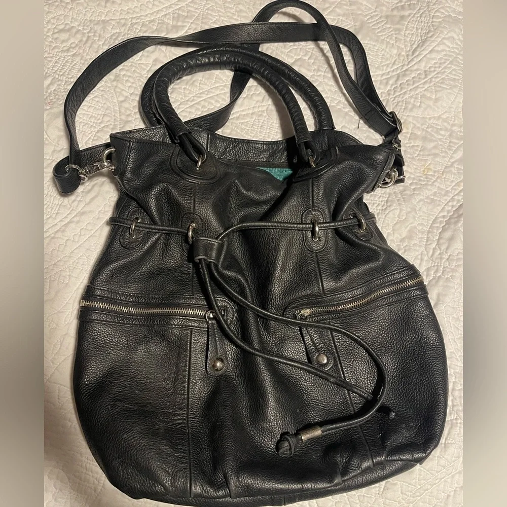 Hype Black leather bucket purse